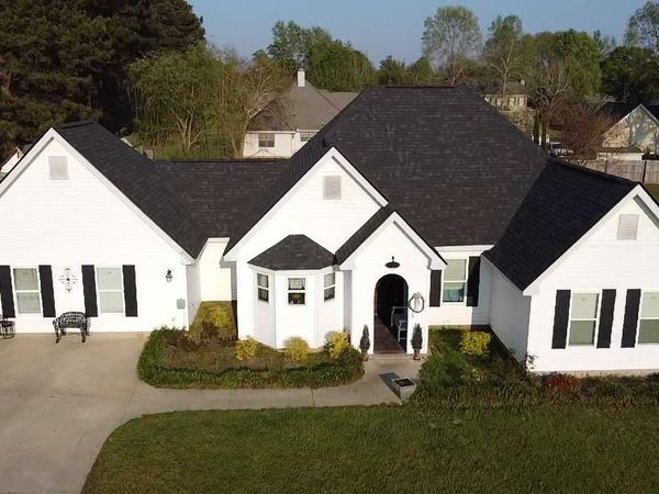 203 Doublegate Drive, Bonaire, GA 31005