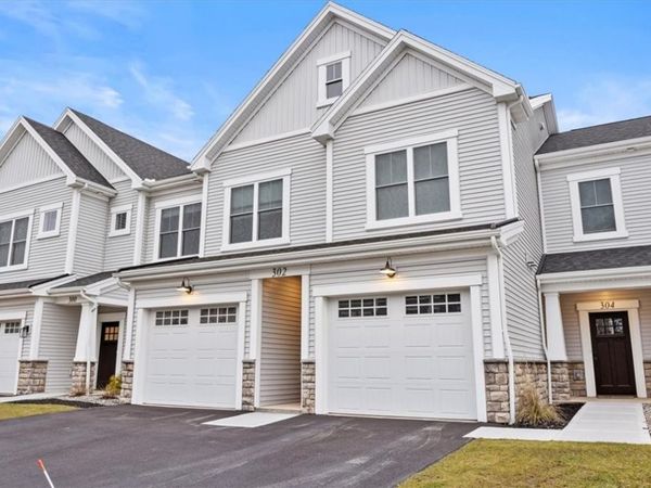 1155 Marina Parkway , Macedon, NY 14502