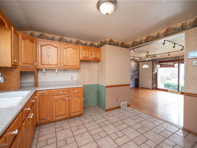 2101 Cherry Hill Avenue, Youngstown, OH 44509 Photo 10