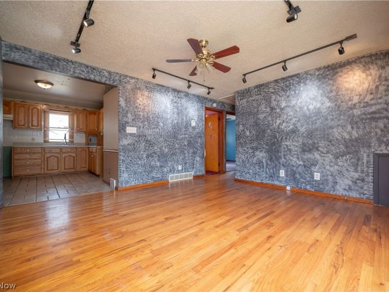 2101 Cherry Hill Avenue, Youngstown, OH 44509 Photo 13