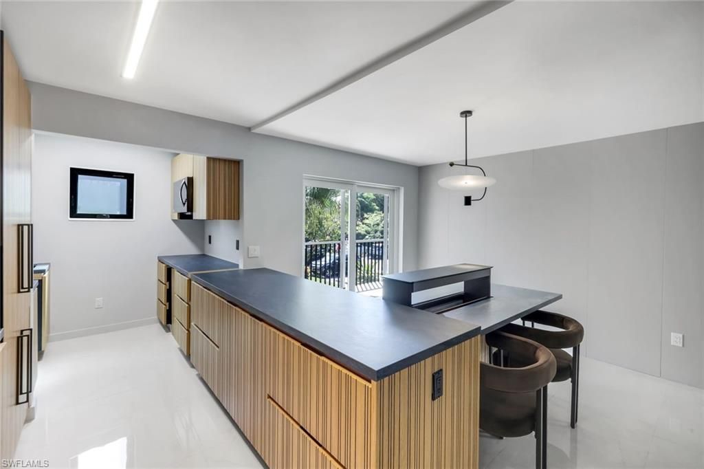 788 Park Shore Dr, Unit E20, Naples, FL 34103 Photo