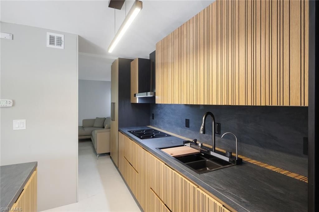 788 Park Shore Dr, Unit E20, Naples, FL 34103 Photo