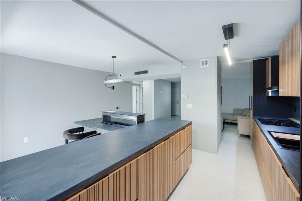 788 Park Shore Dr, Unit E20, Naples, FL 34103 Photo