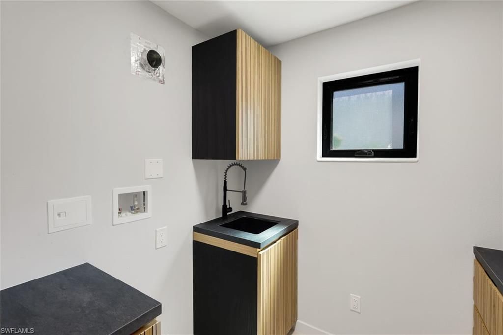 788 Park Shore Dr, Unit E20, Naples, FL 34103 Photo