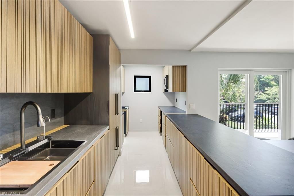 788 Park Shore Dr, Unit E20, Naples, FL 34103 Photo