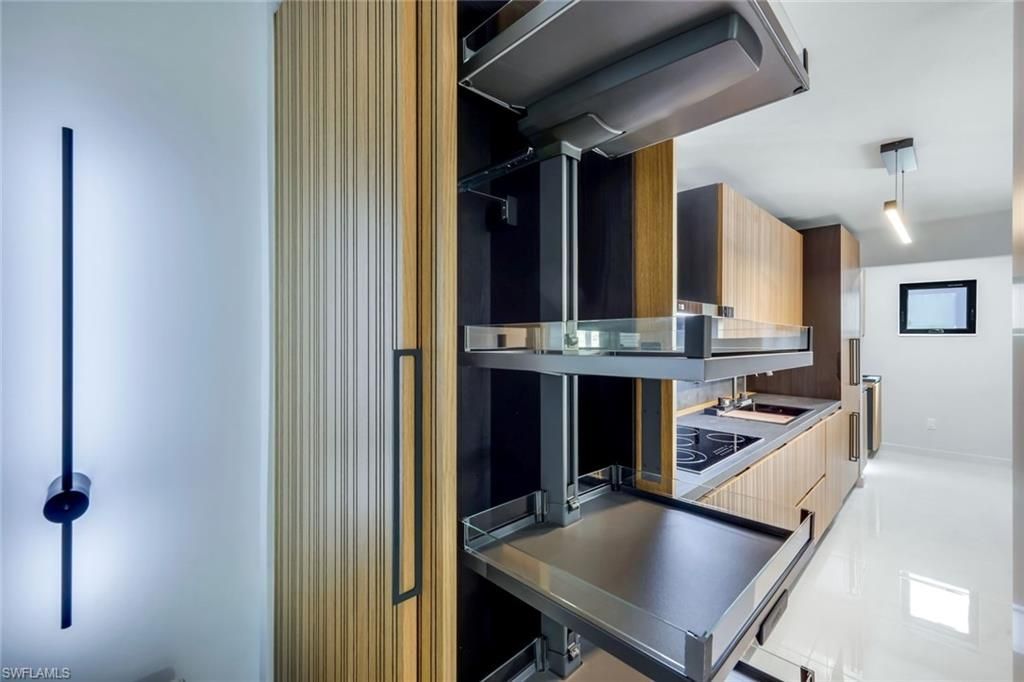 788 Park Shore Dr, Unit E20, Naples, FL 34103 Photo