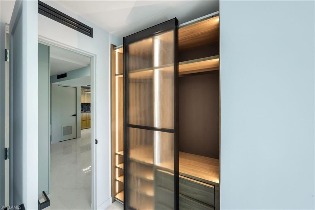 788 Park Shore Dr, Unit E20, Naples, FL 34103 Photo