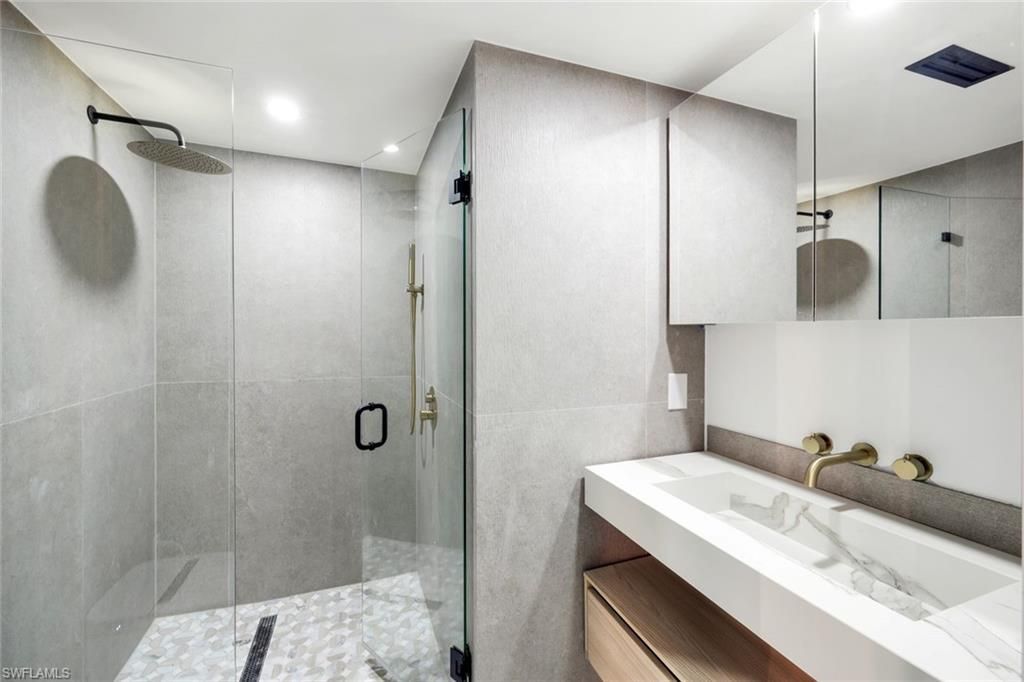 788 Park Shore Dr, Unit E20, Naples, FL 34103 Photo