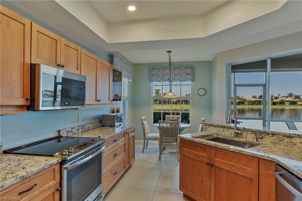 10010 Sky View Way , Unit 407, Fort Myers, FL 33913 Photo