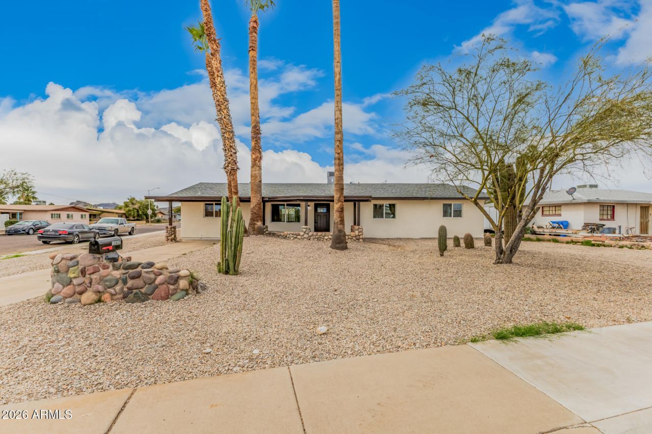 12602 N 24th Street, Phoenix, AZ 85032 Main Photo