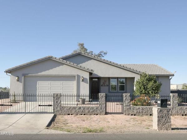 11538 E 4TH Avenue, Apache Junction, AZ 85120