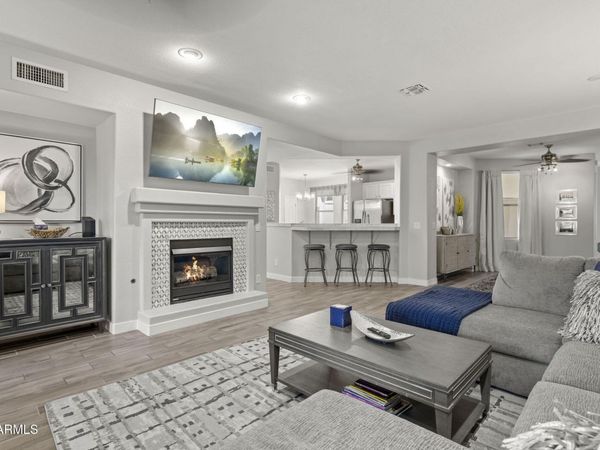 15221 N CLUBGATE Drive, Unit 2028, Scottsdale, AZ 85254