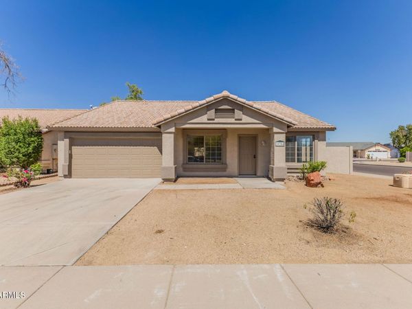 10304 W WINDSOR Boulevard, Glendale, AZ 85307