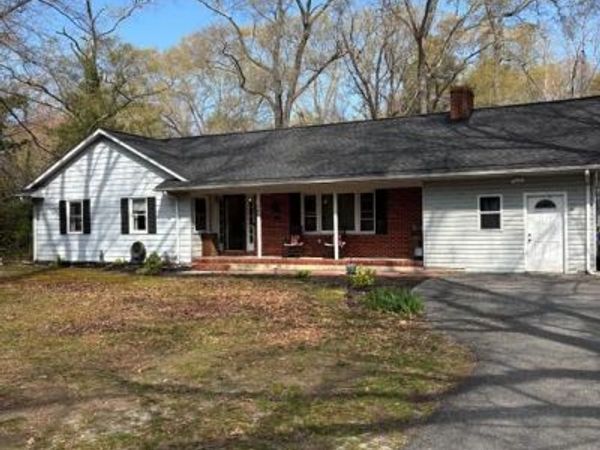 900 ATLANTA CIRCLE, SEAFORD, DE 19973