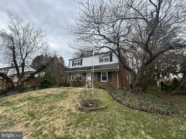 4944 MADISON DRIVE, BROOKHAVEN, PA 19015