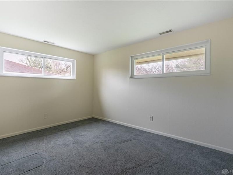 3743 Cordell Drive, Kettering, OH 45439 Photo 9