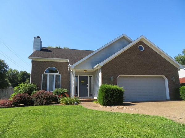 7511 Middlefield Road, Newburgh, IN 47630