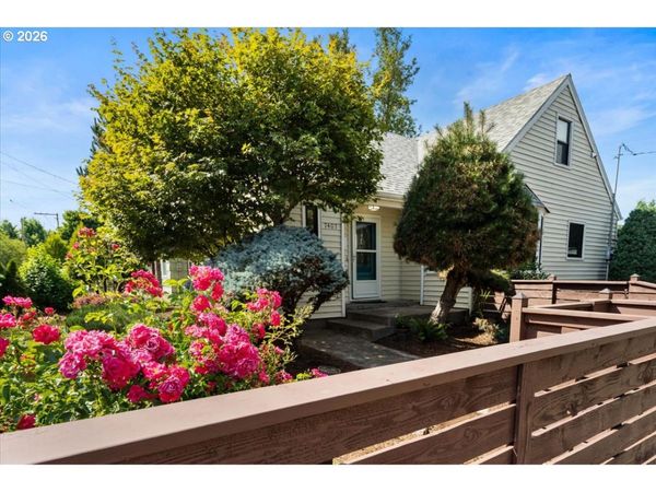 7407 N POLK N AVE, Portland, OR 97203
