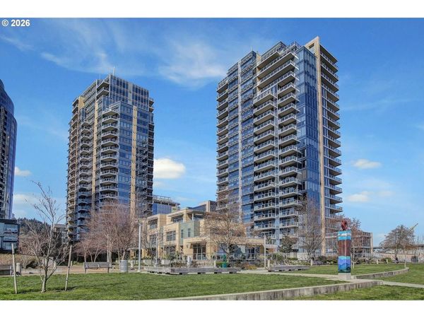 836 S CURRY ST, Unit #102, Portland, OR 97239