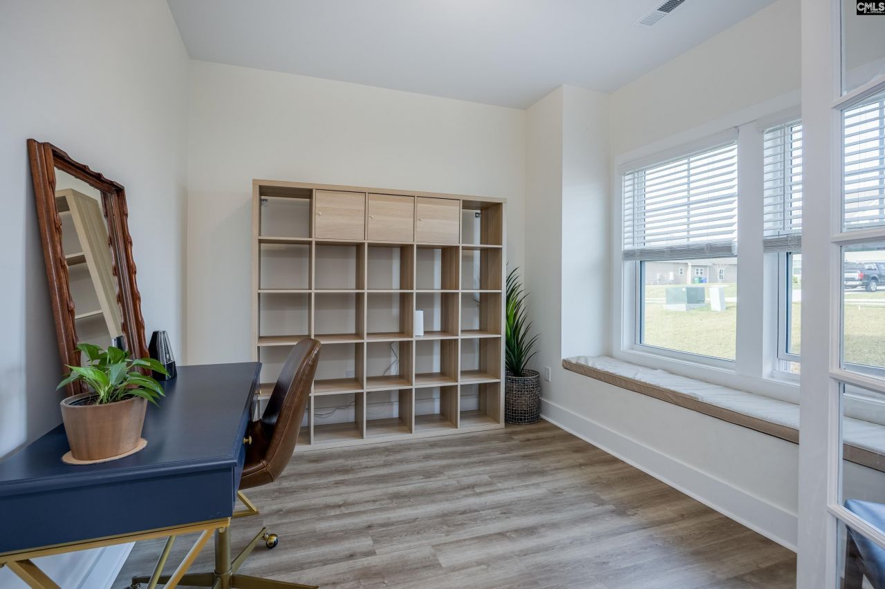 277 Shadowbrook Way  Photo 6