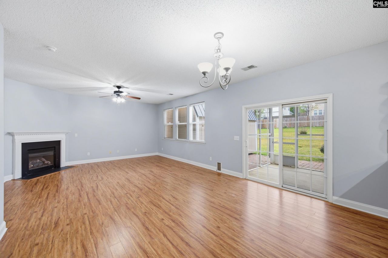 247 Winterberry Loop  Photo 11