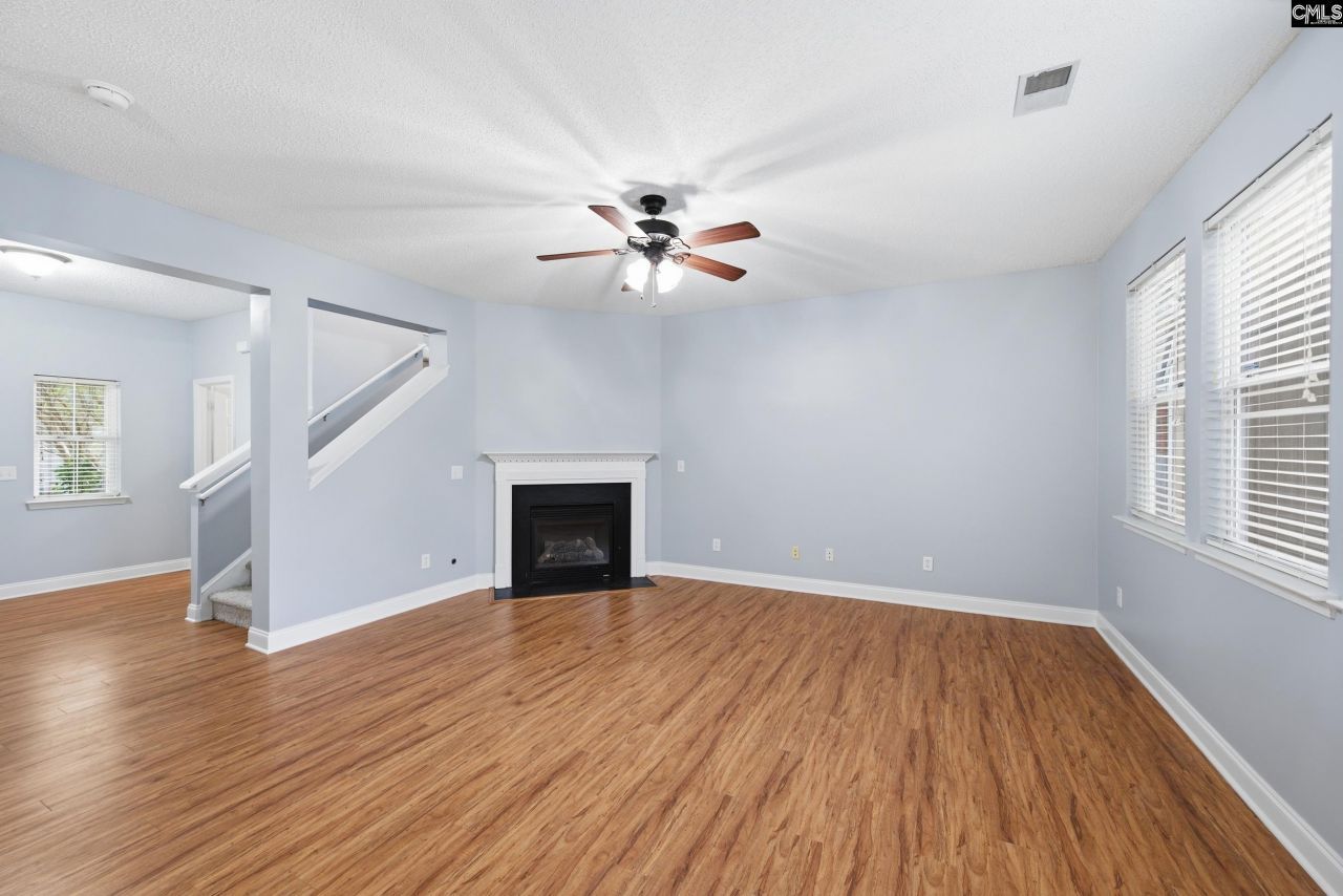 247 Winterberry Loop  Photo 8