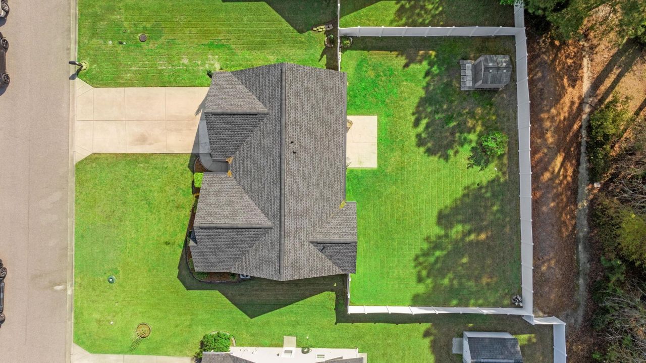 421 Carolina Woods Dr. Photo 27