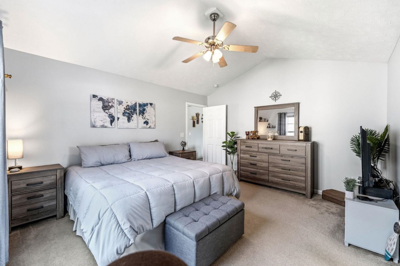 421 Carolina Woods Dr. Photo 6