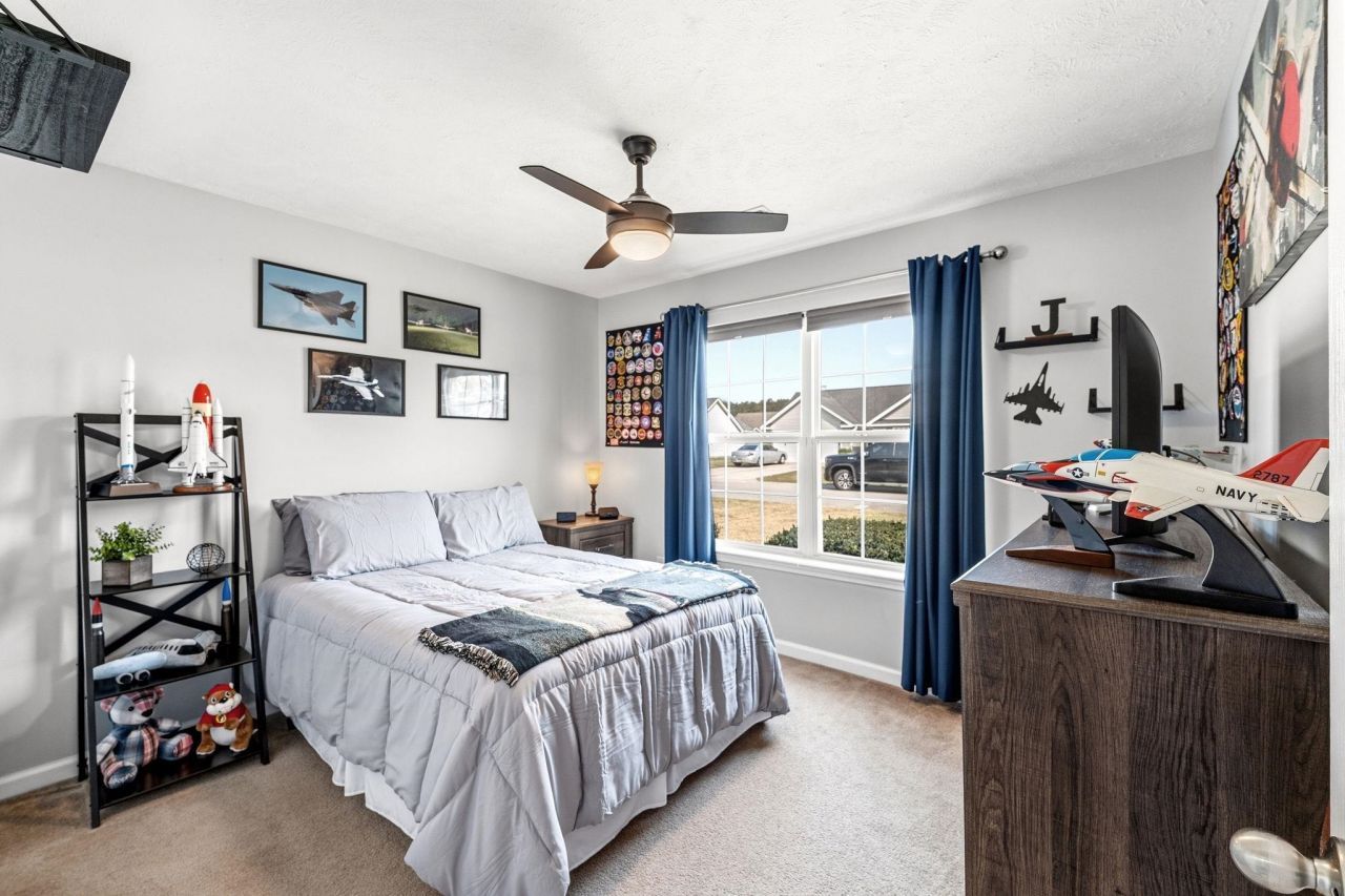 421 Carolina Woods Dr. Photo 9