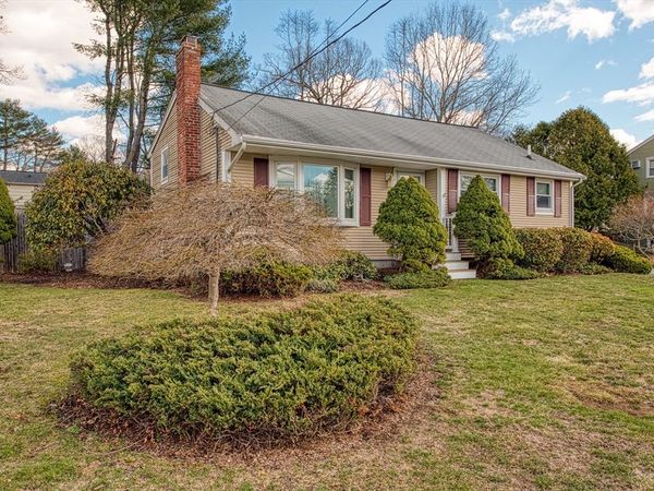 16 Sudbury St, Brockton, MA 02301