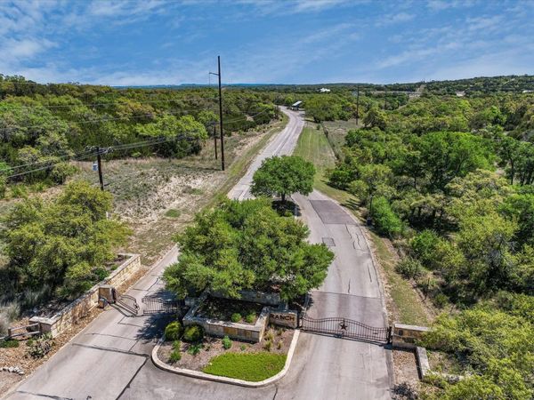 1022 Broken Spoke, Canyon Lake, TX 78133
