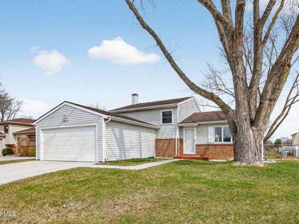 1917 Terri Rue, Northwood, OH 43619