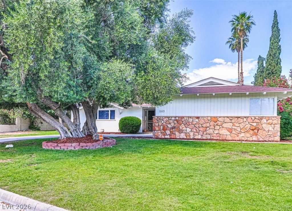 1605 Bryn Mawr Avenue Las Vegas, NV 
