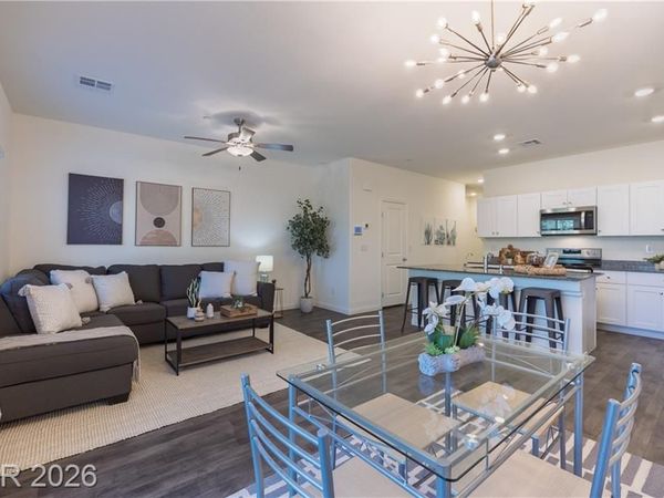 544 Thistleberry Avenue , Henderson, NV 89044