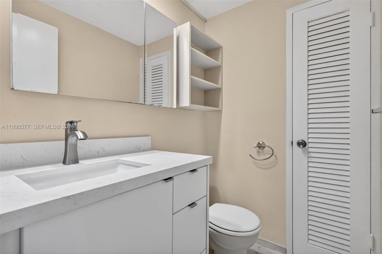 3111 N Ocean Dr , Unit 1002, Hollywood, FL 33019 Photo