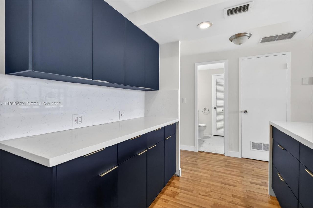 3111 N Ocean Dr , Unit 1002, Hollywood, FL 33019 Photo