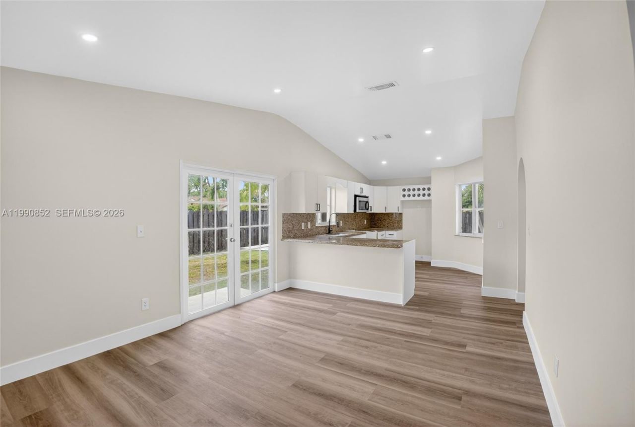 14750 SW 111th St, Unit 1, Miami, FL 33196 Photo