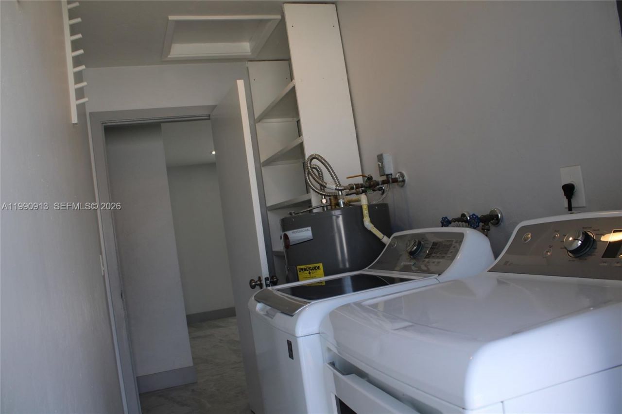 2411 SW 6th St , Fort Lauderdale, FL 33312 Photo