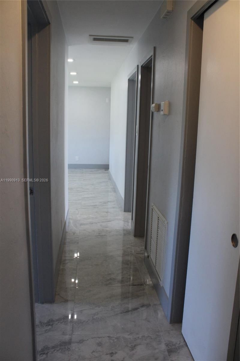 2411 SW 6th St , Fort Lauderdale, FL 33312 Photo