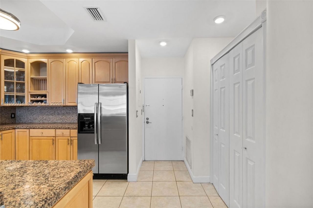 3725 S Ocean Dr , Unit PH18, Hollywood, FL 33019 Photo