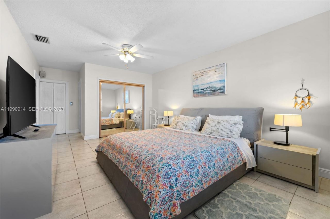 3725 S Ocean Dr , Unit PH18, Hollywood, FL 33019 Photo