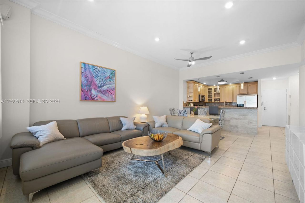 3725 S Ocean Dr , Unit PH18, Hollywood, FL 33019 Photo