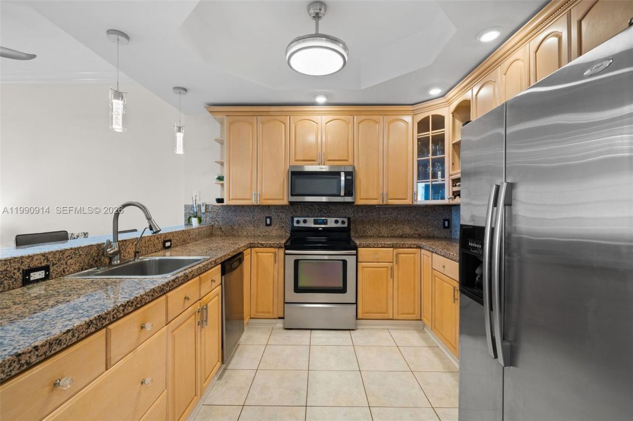 3725 S Ocean Dr , Unit PH18, Hollywood, FL 33019 Photo