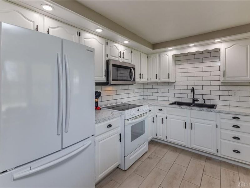 877 Rush Road, New Madison, OH 45346 Photo 14