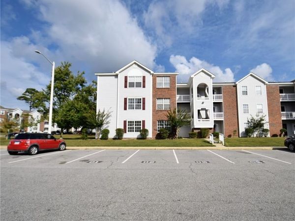 224-1 Waterdown Drive , Fayetteville, NC 28314