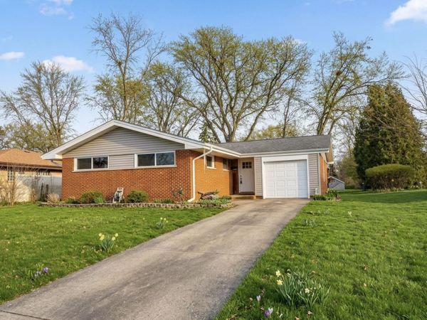 20319 Harding Avenue , Olympia Fields, IL 60461