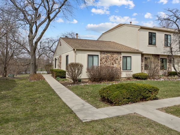 1634 Vermont Drive , Elk Grove Village, IL 60007