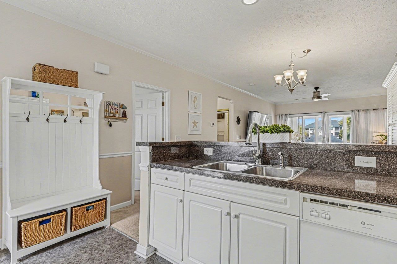 901 West Port Dr. Photo 11