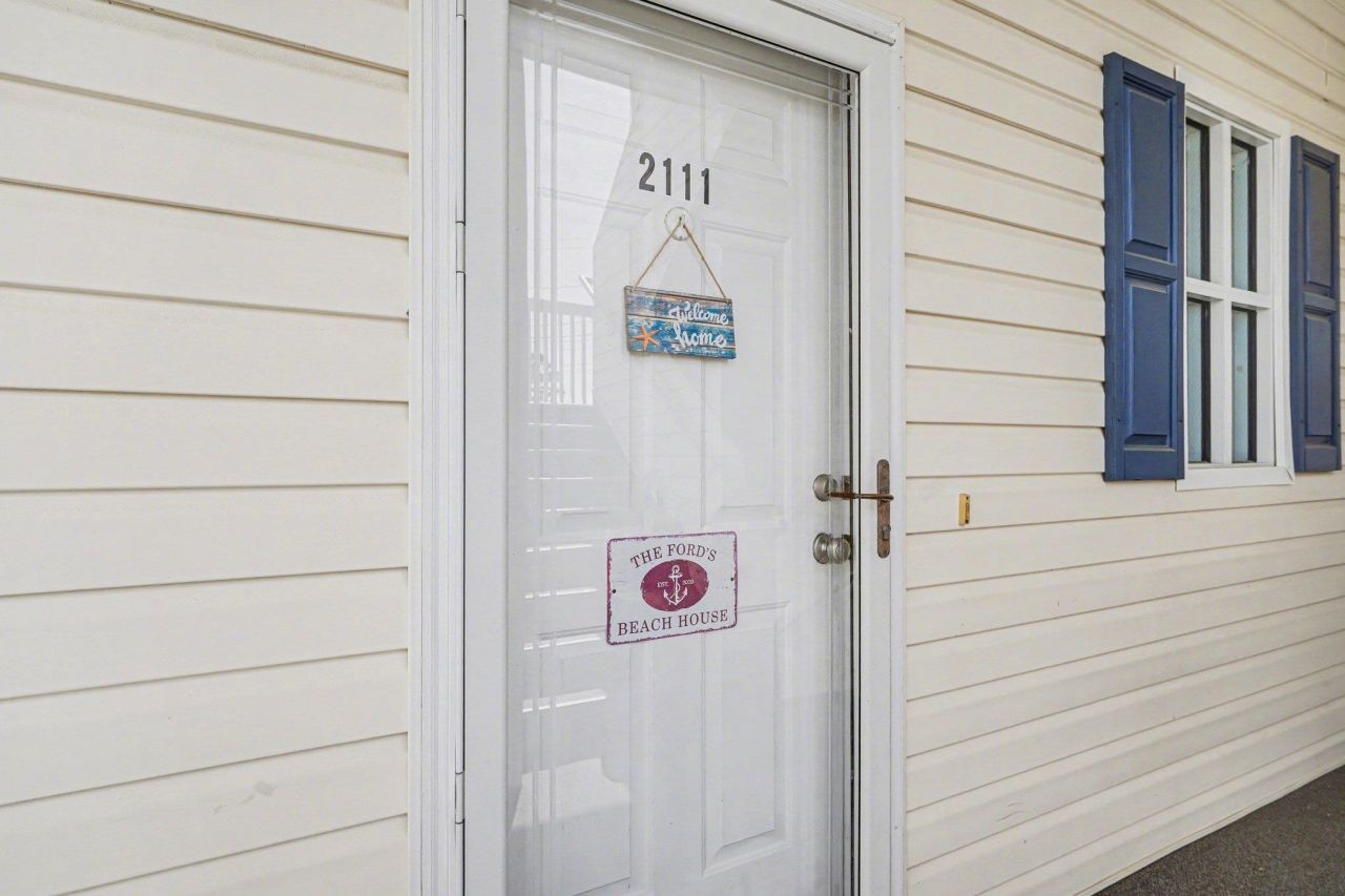 901 West Port Dr. Photo 4