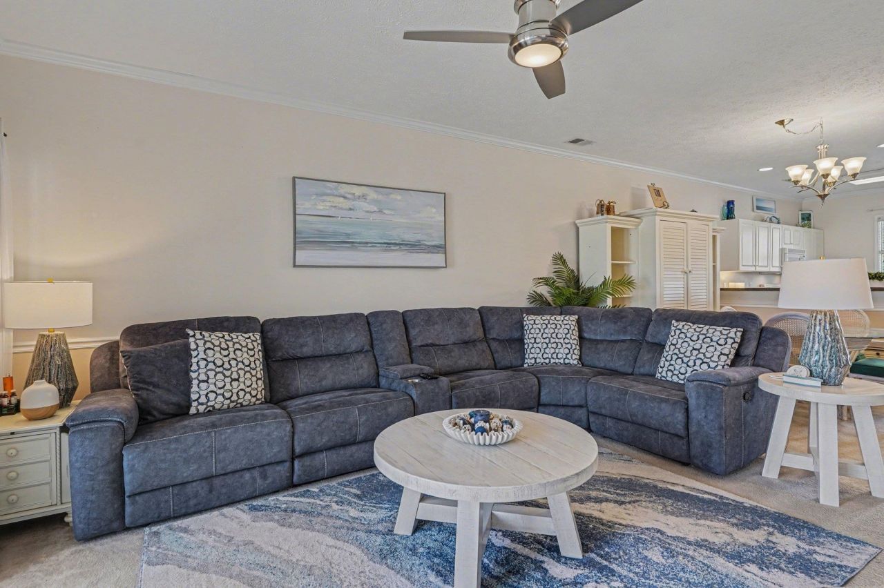 901 West Port Dr. Photo 6